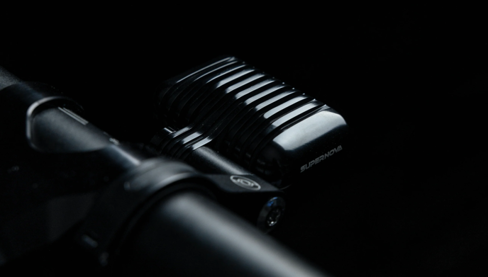 Supernova Starstream X Pro - 12V - 1000lm Fernlicht, 550lm Abblendlicht